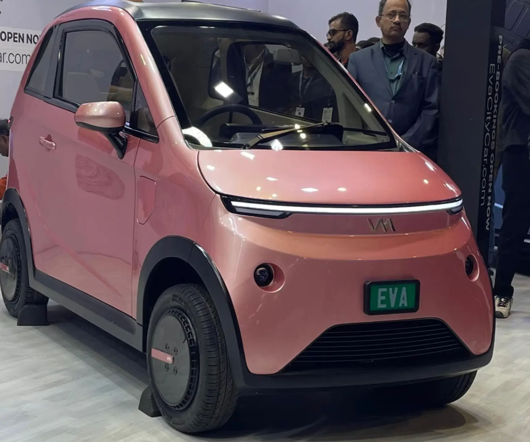 Solar EVA Car India ಸೋಲಾರ್ ಇವಿಎ ಕಾರು ಬಿಡುಗಡೆ – ಚಾರ್ಜಿಂಗ್ ಬೇಡ, 400 ಕಿಮೀ ರೇಂಜ್, ಬೆಲೆ ಕೇವಲ ₹1 ಲಕ್ಷ